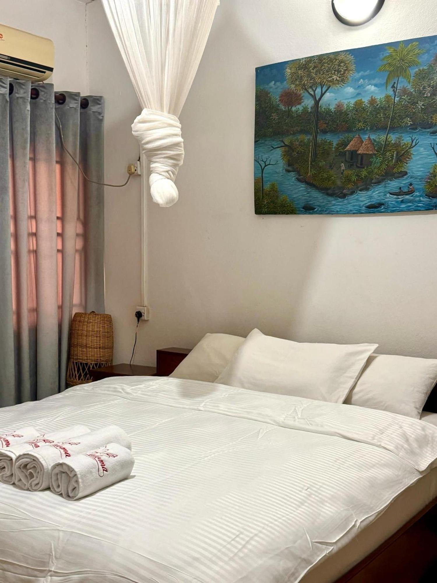 Paloma Guest House Kenema ภายนอก รูปภาพ