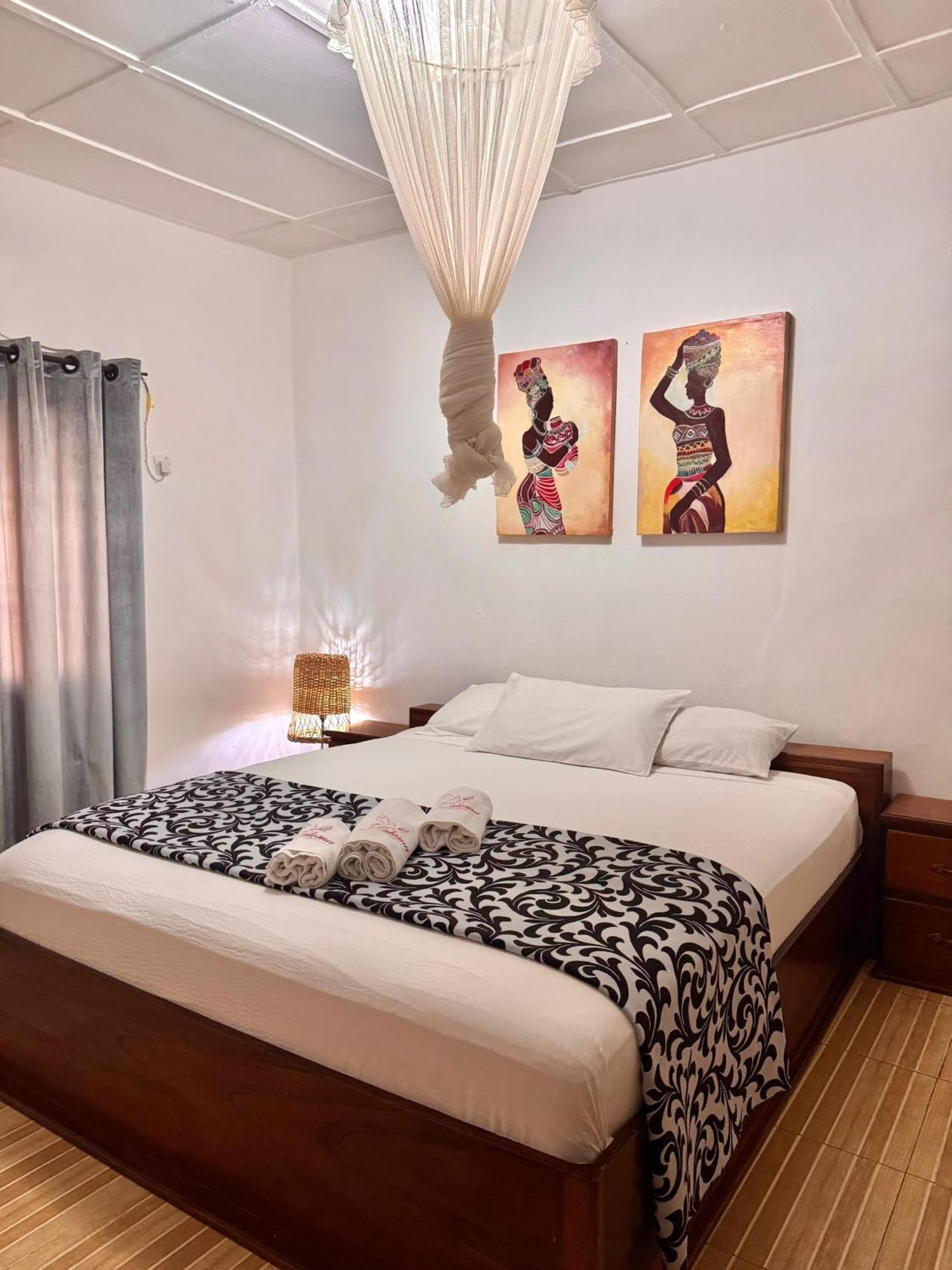 Paloma Guest House Kenema ภายนอก รูปภาพ
