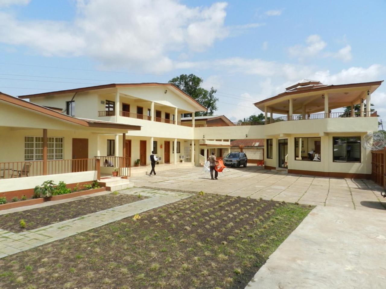 Paloma Guest House Kenema ภายนอก รูปภาพ