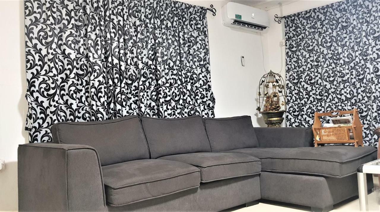 Paloma Guest House Kenema ภายนอก รูปภาพ