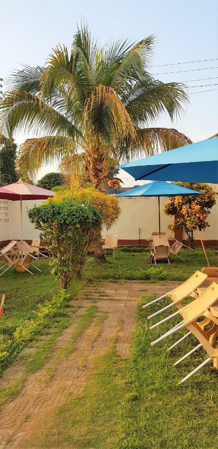 Paloma Guest House Kenema ภายนอก รูปภาพ