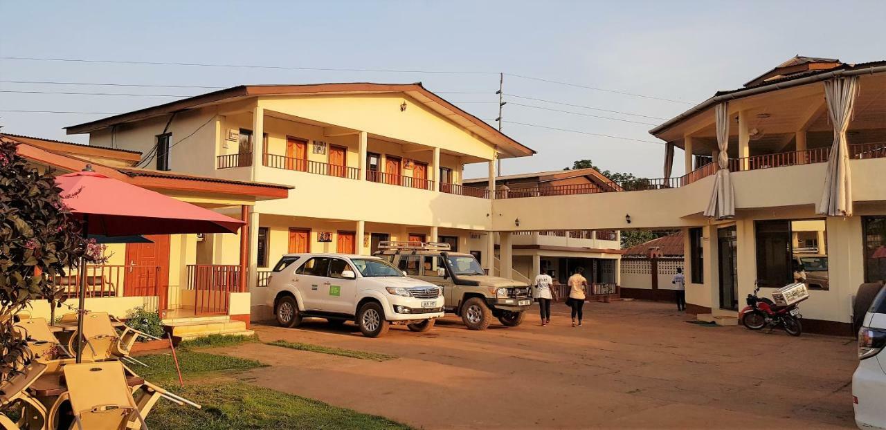 Paloma Guest House Kenema ภายนอก รูปภาพ