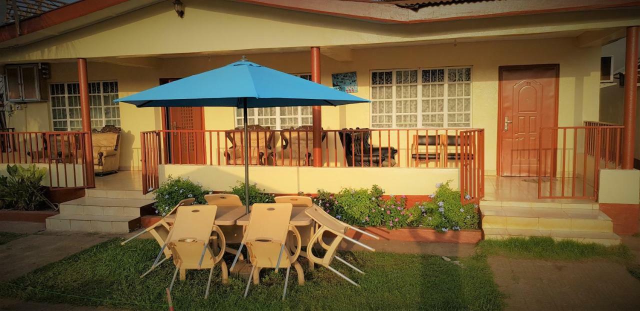 Paloma Guest House Kenema ภายนอก รูปภาพ